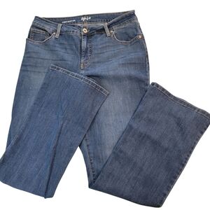 Sz 12 Style & Co. Curvy Boot Leg Jeans